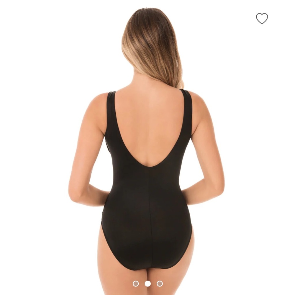 Miraclesuit - Picture 2 of 6